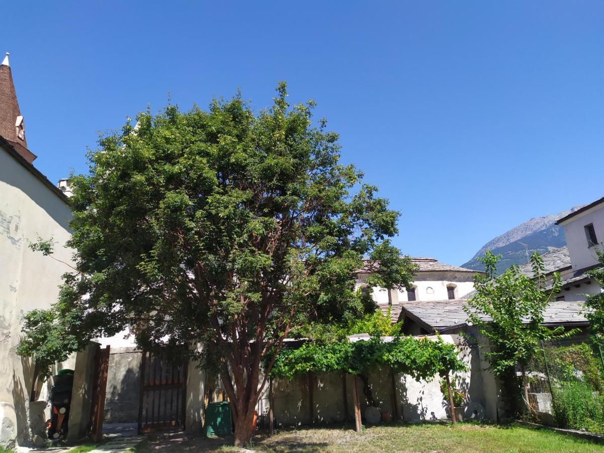 Maison Soleil - Mansarda Aosta Esterno foto